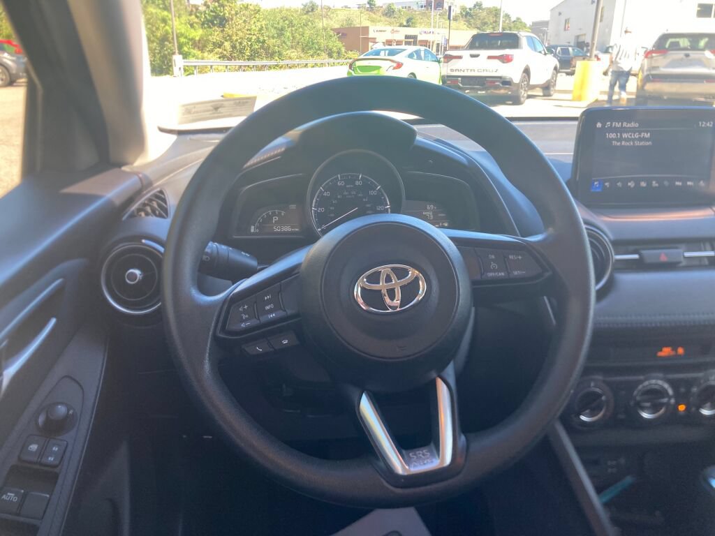 Used 2020 Toyota Yaris LE FWD image 22
