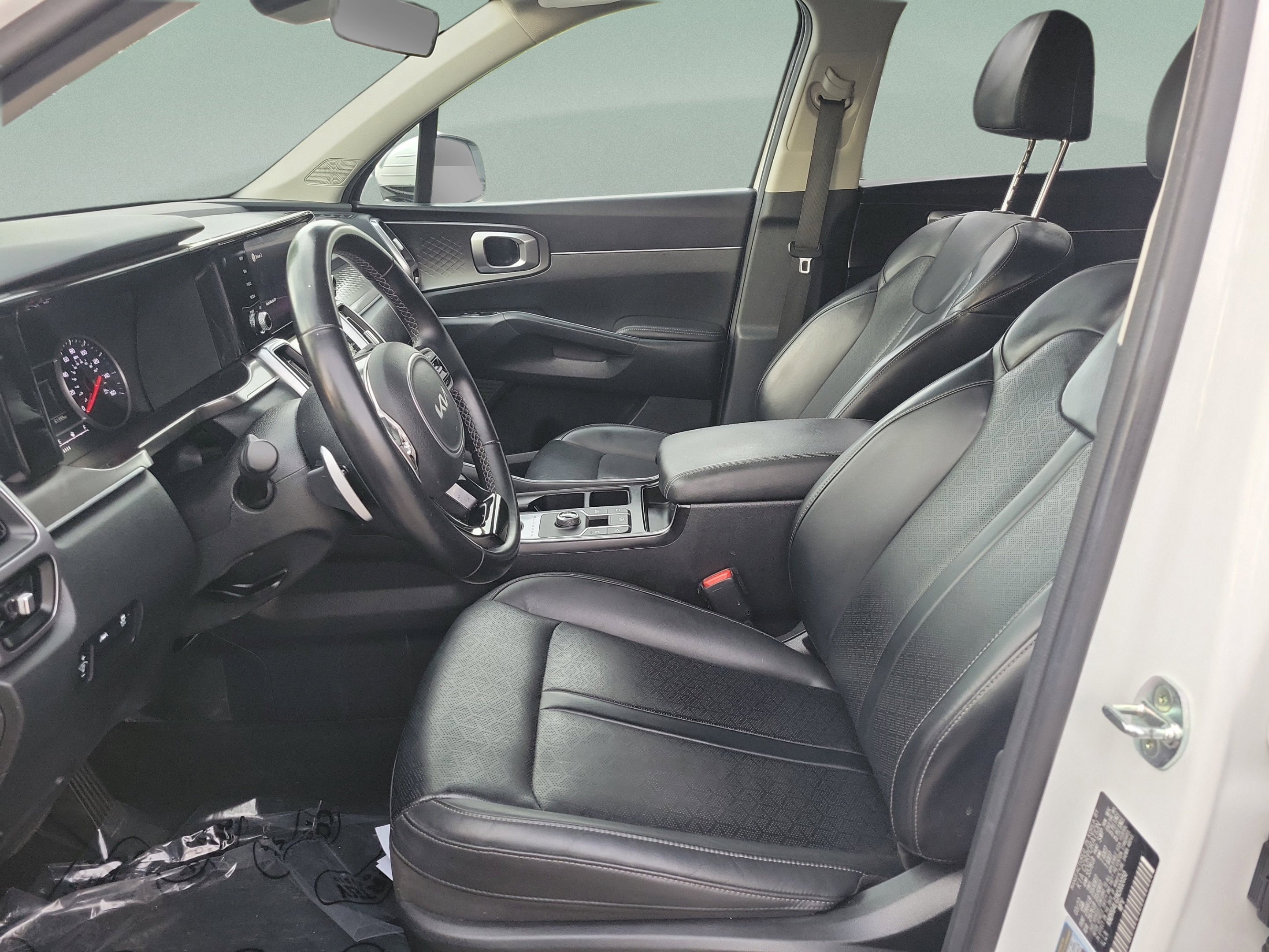 Certified 2022 Kia Sorento S FWD image 24