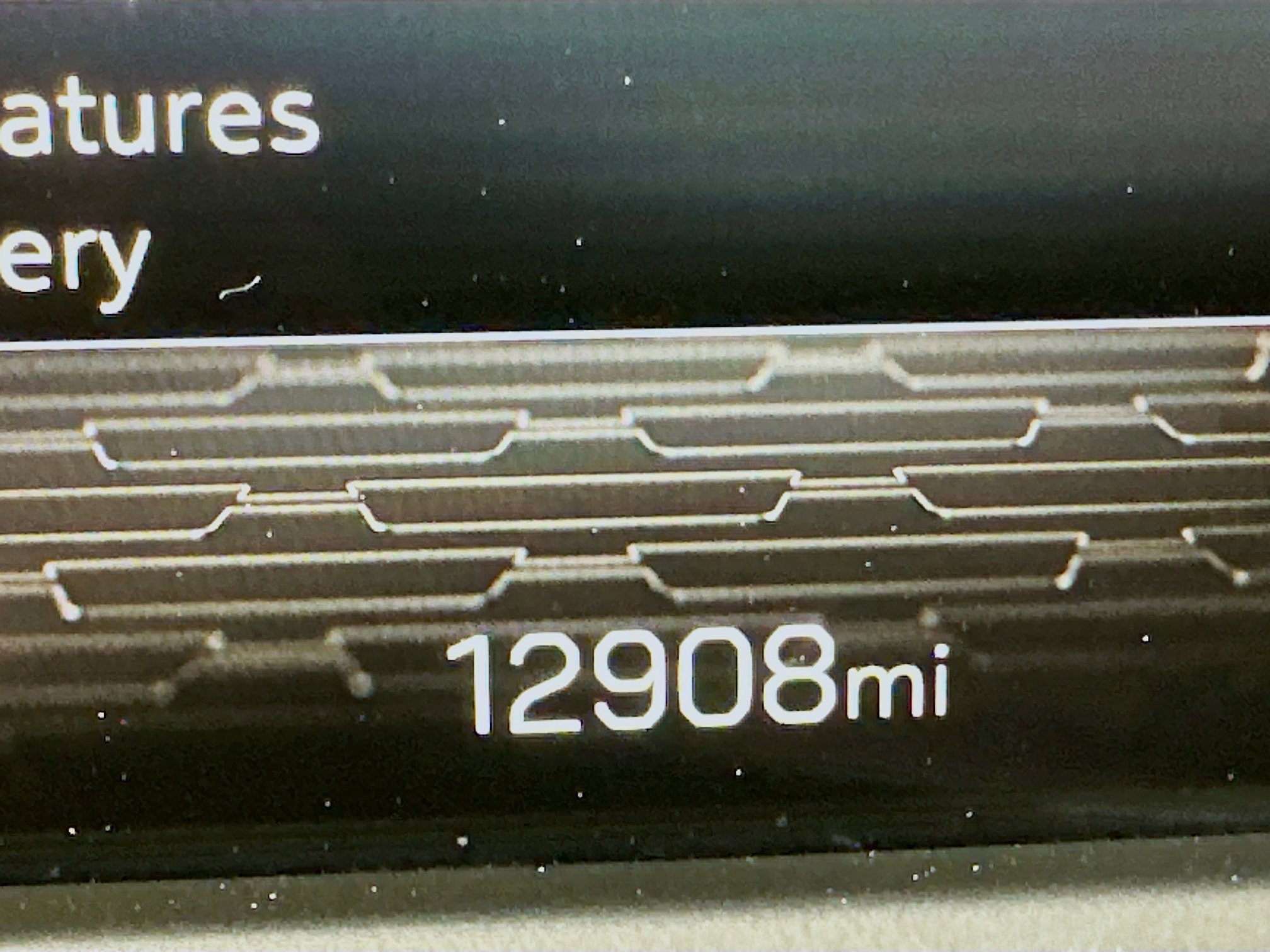 Used 2025 GMC Acadia Elevation image 19