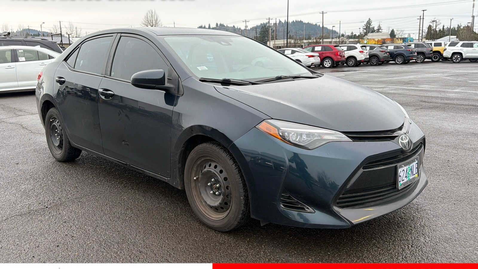 Used 2018 Toyota Corolla LE image 1