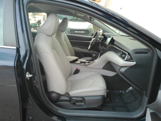 Used 2022 Toyota Camry SE image 21