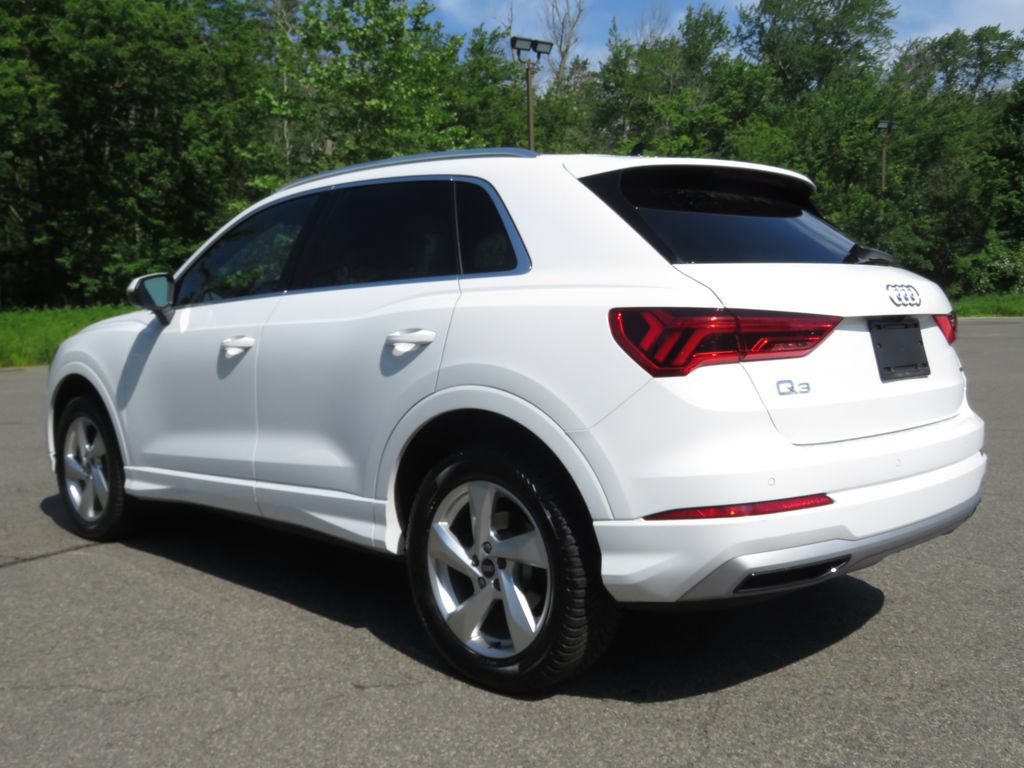 Used 2022 Audi Q3 2.0T Premium w/ Convenience Package AWD/4WD image 7