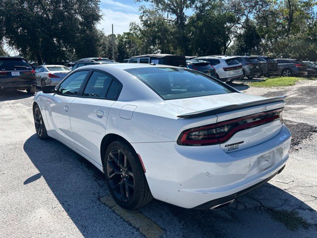 Used 2020 Dodge Charger SXT w/ Blacktop Package RWD image 3