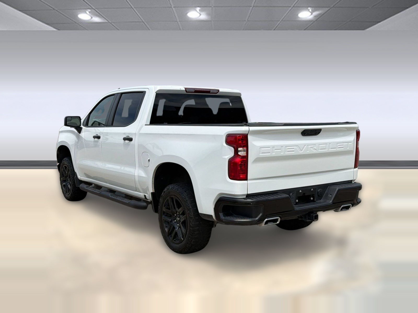 Used 2024 Chevrolet Silverado 1500 Custom Trail Boss w/ LPO, Dark Essentials Package AWD/4WD image 3