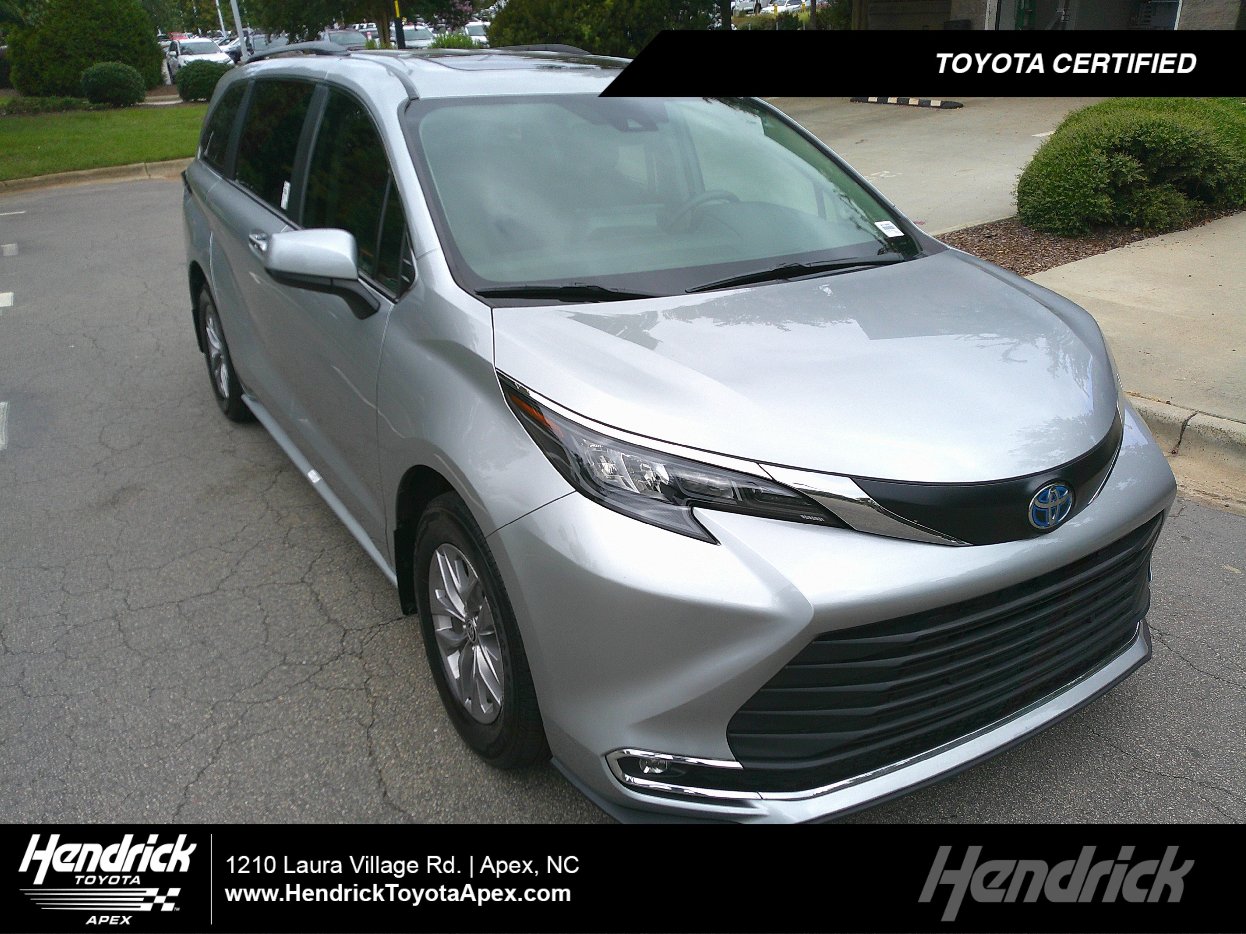 Used 2024 Toyota Sienna XLE