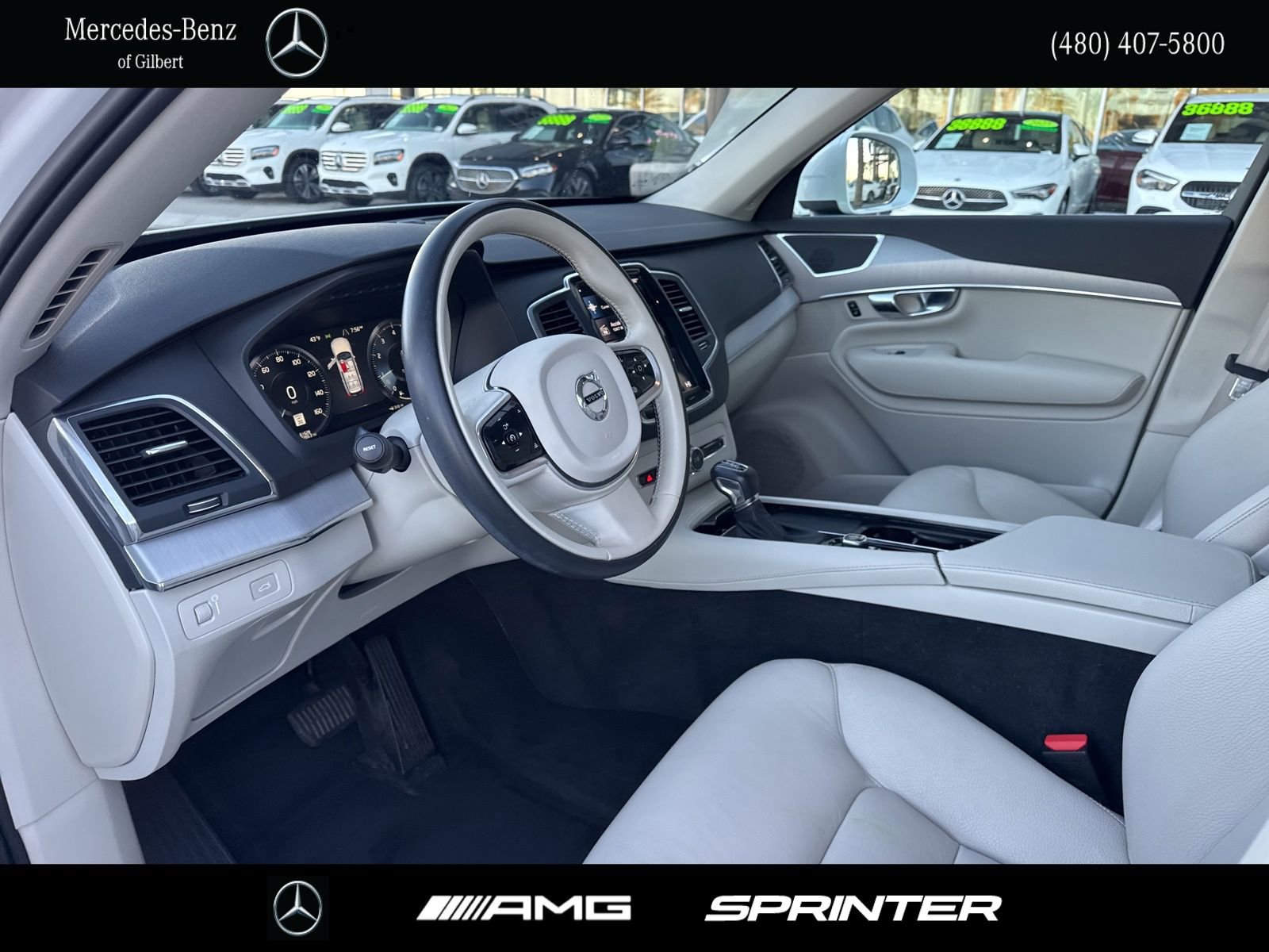 Used 2022 Volvo XC90 T5 Momentum w/ Climate Package image 10