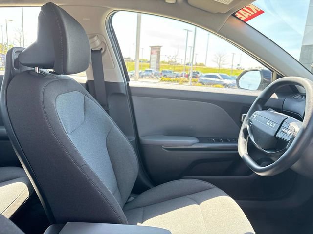Used 2025 Kia K4 LXS FWD image 15
