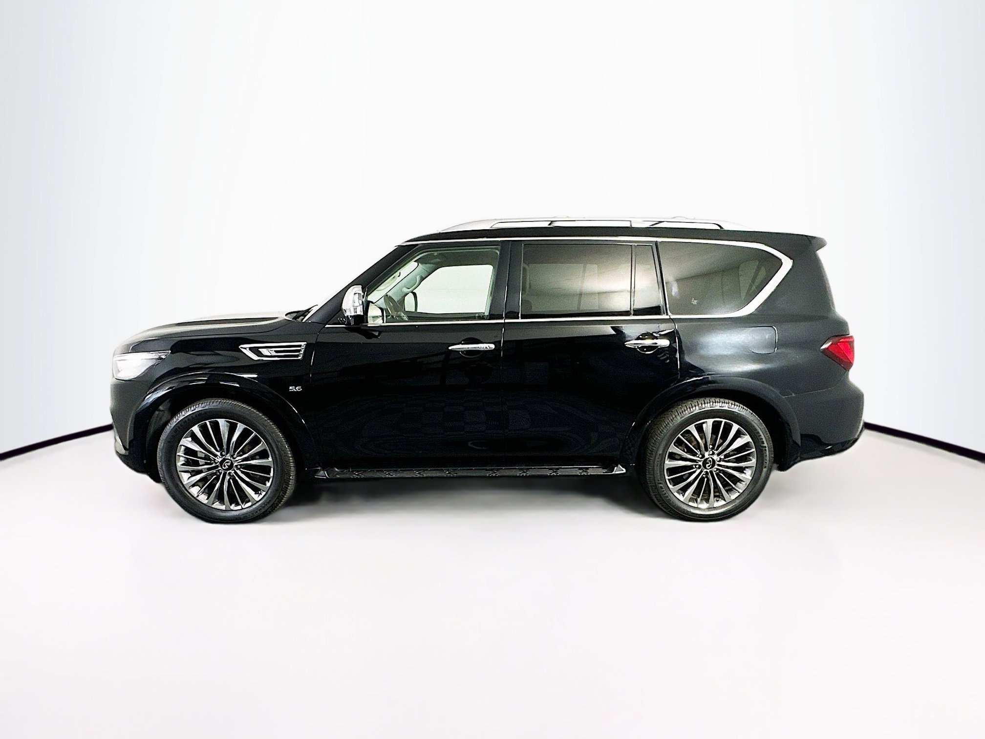 Used 2019 INFINITI QX80 Luxe w/ 22" Wheel Package RWD image 4