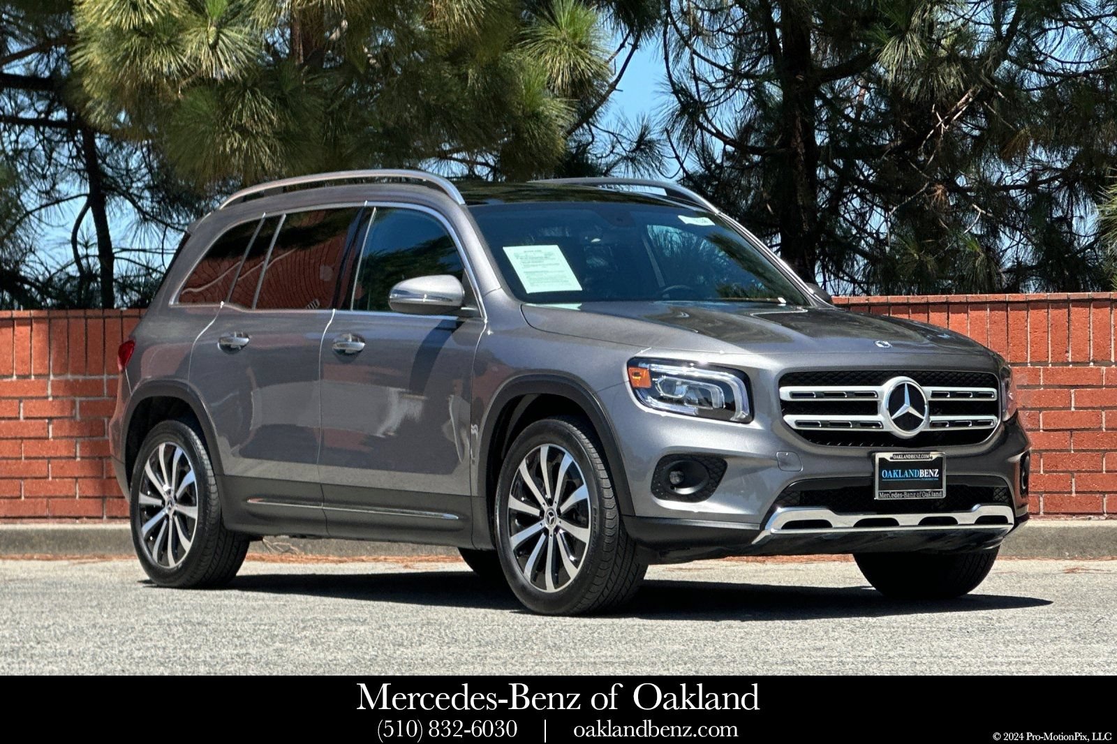 Certified 2022 Mercedes-Benz GLB 250 4MATIC image 1
