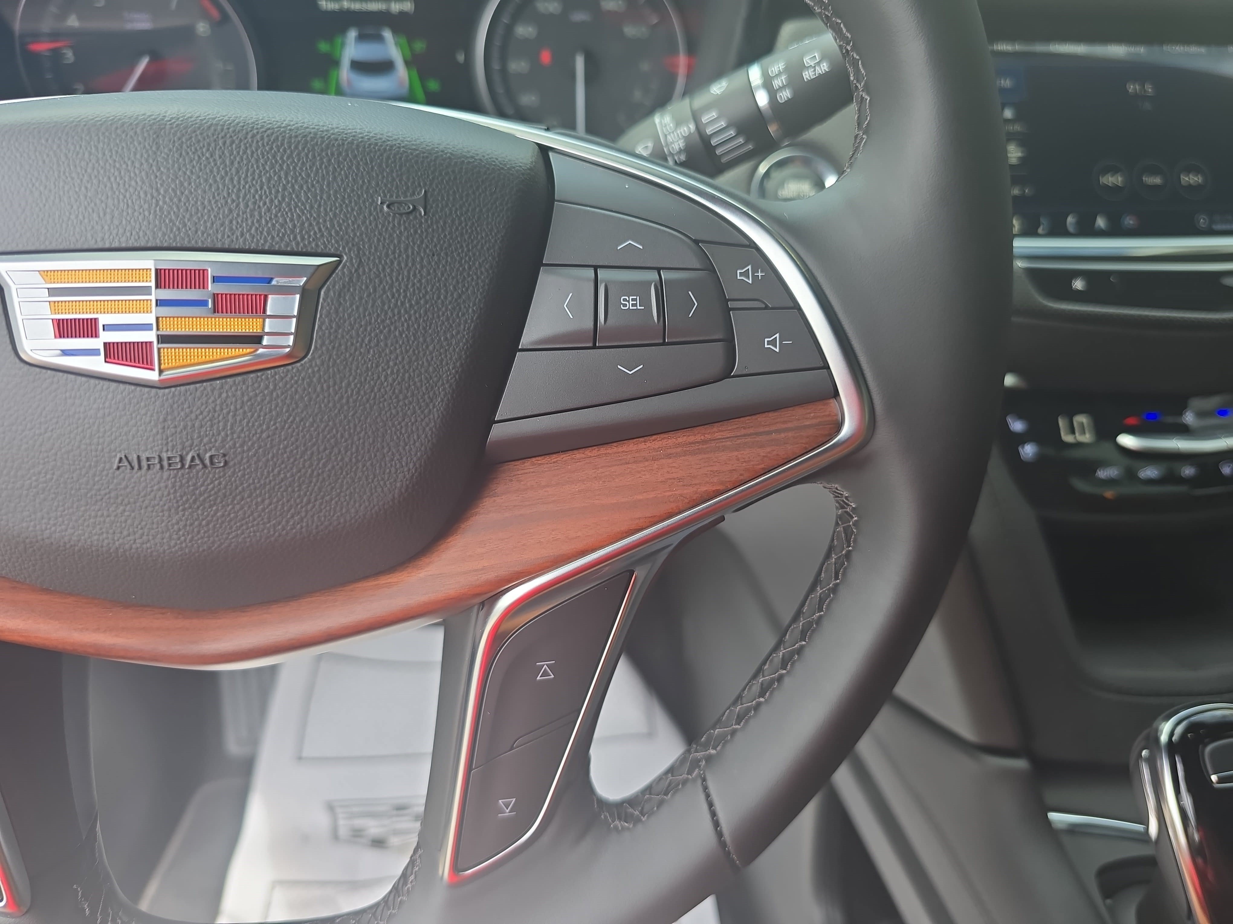 Used 2026 Cadillac XT5 Premium Luxury w/ Driver Assist Package AWD/4WD image 19