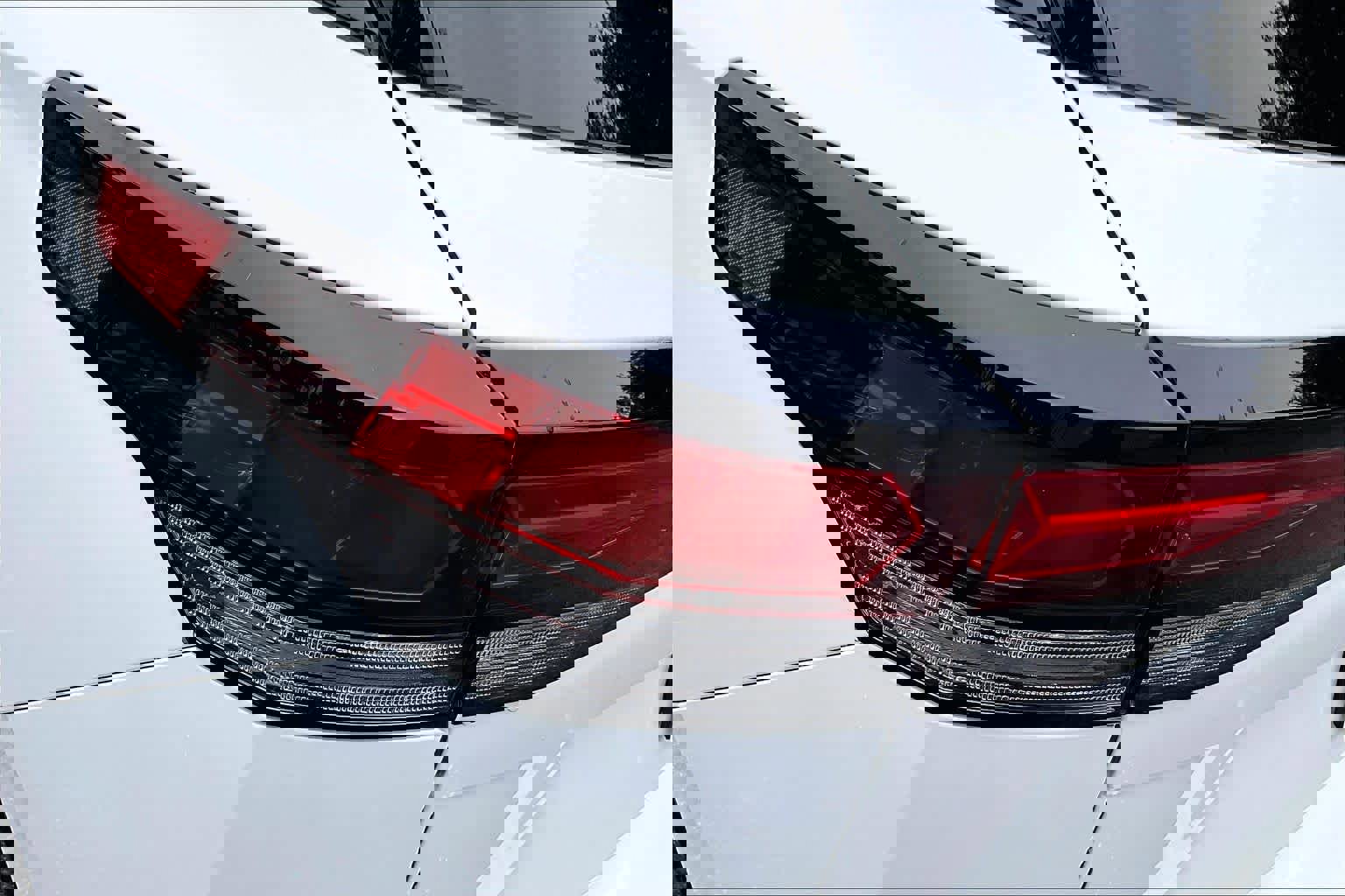 New 2026 Volkswagen Tiguan SE R-Line image 14