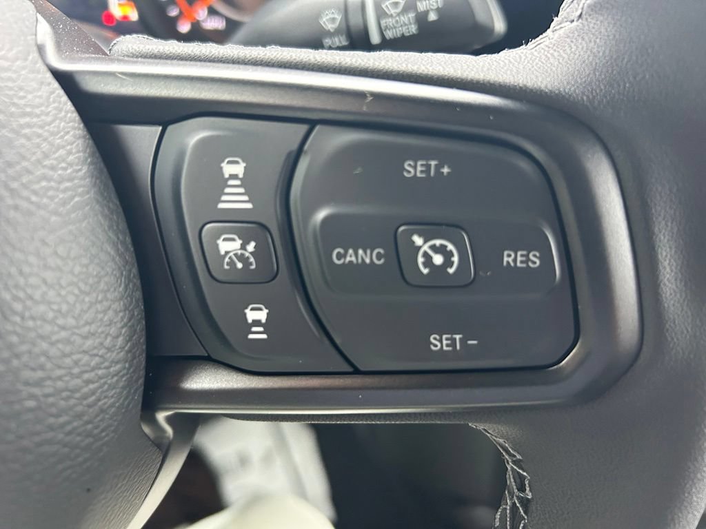 New 2026 Jeep Gladiator Sport AWD/4WD image 18