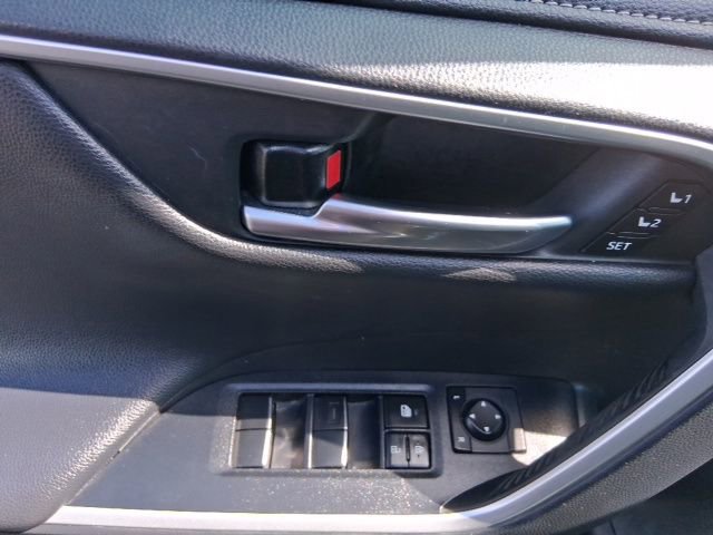 Used 2020 Toyota RAV4 Limited w/ Limited Grade Weather Package image 18