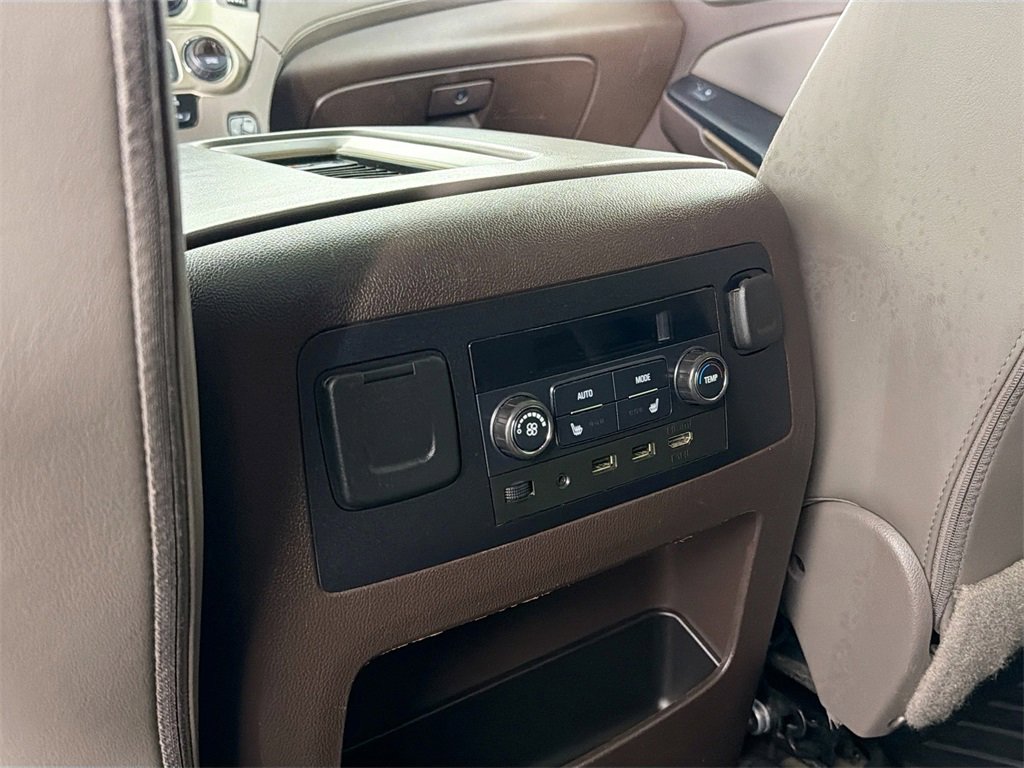 Used 2018 GMC Yukon XL Denali image 27