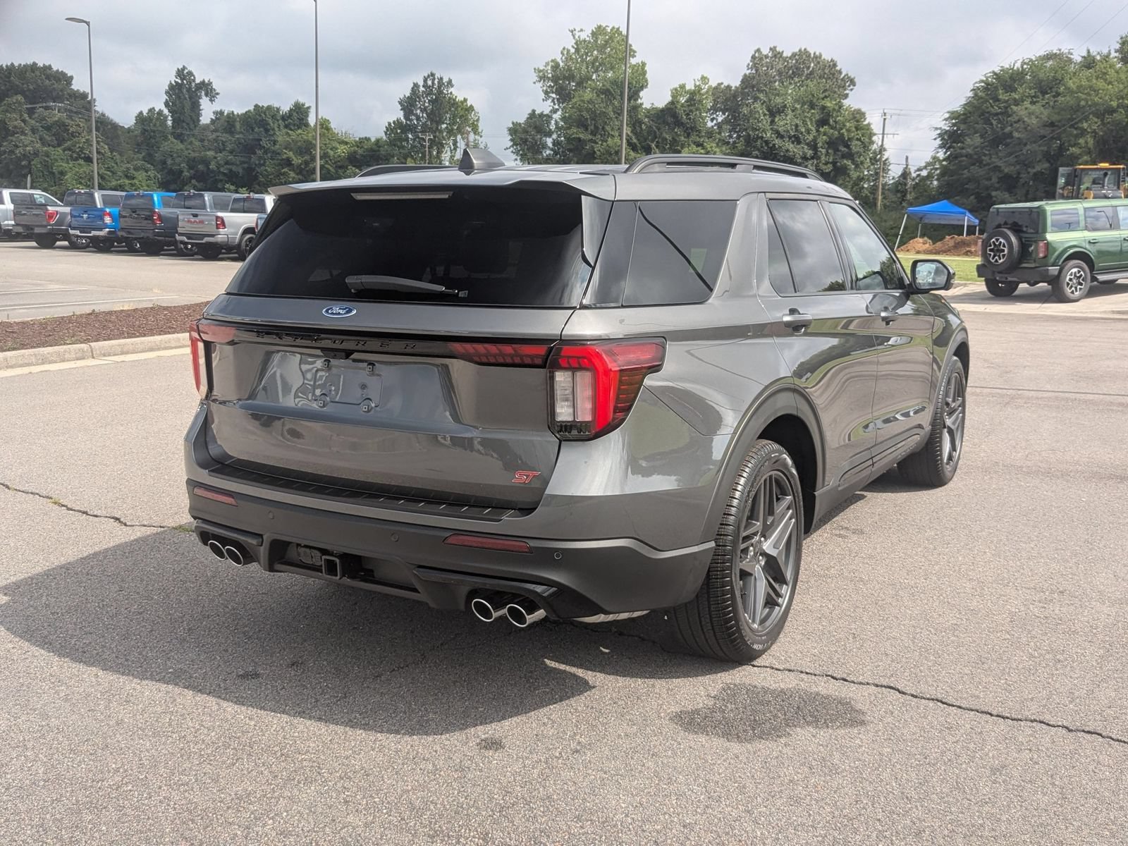 New 2026 Ford Explorer ST w/ Sun And Sound Package AWD/4WD image 3