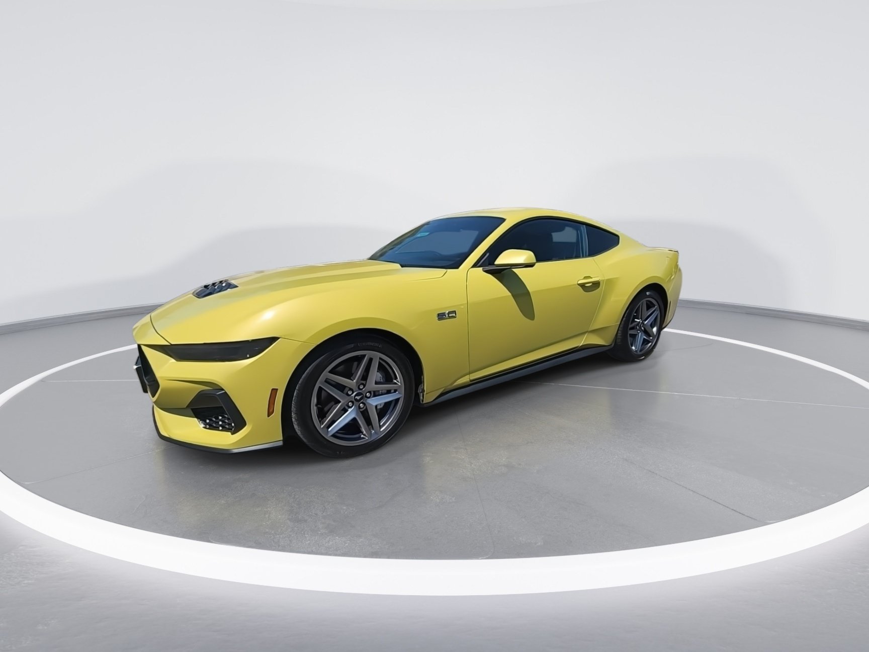 Used 2025 Ford Mustang GT RWD image 7