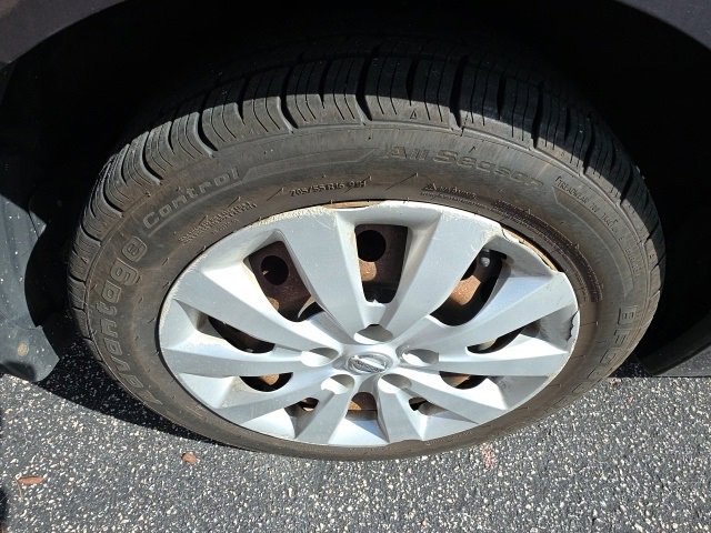 Used 2015 Nissan Sentra SV image 8