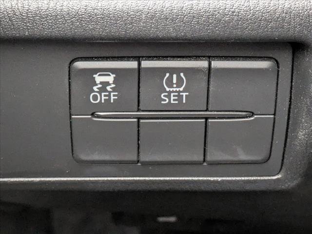 Used 2017 MAZDA MX-5 Miata Sport image 13