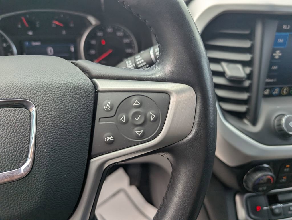 Used 2020 GMC Acadia SLE w/ Driver Convenience Package FWD image 18