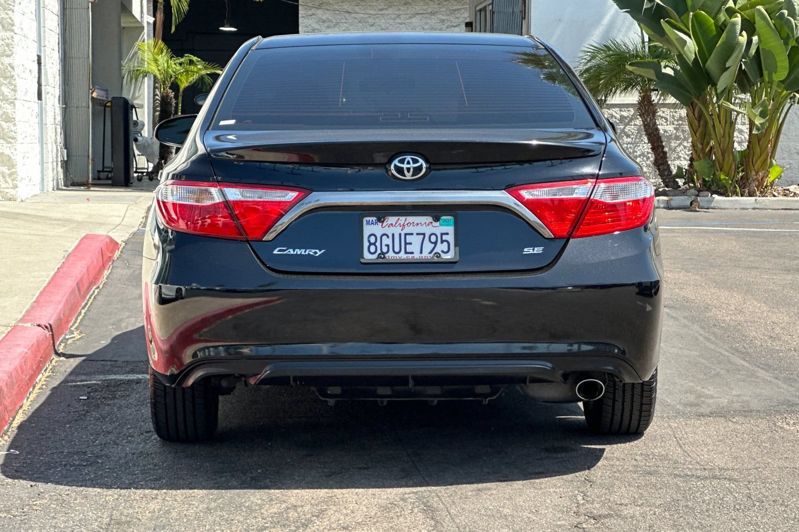 Used 2017 Toyota Camry SE FWD image 5