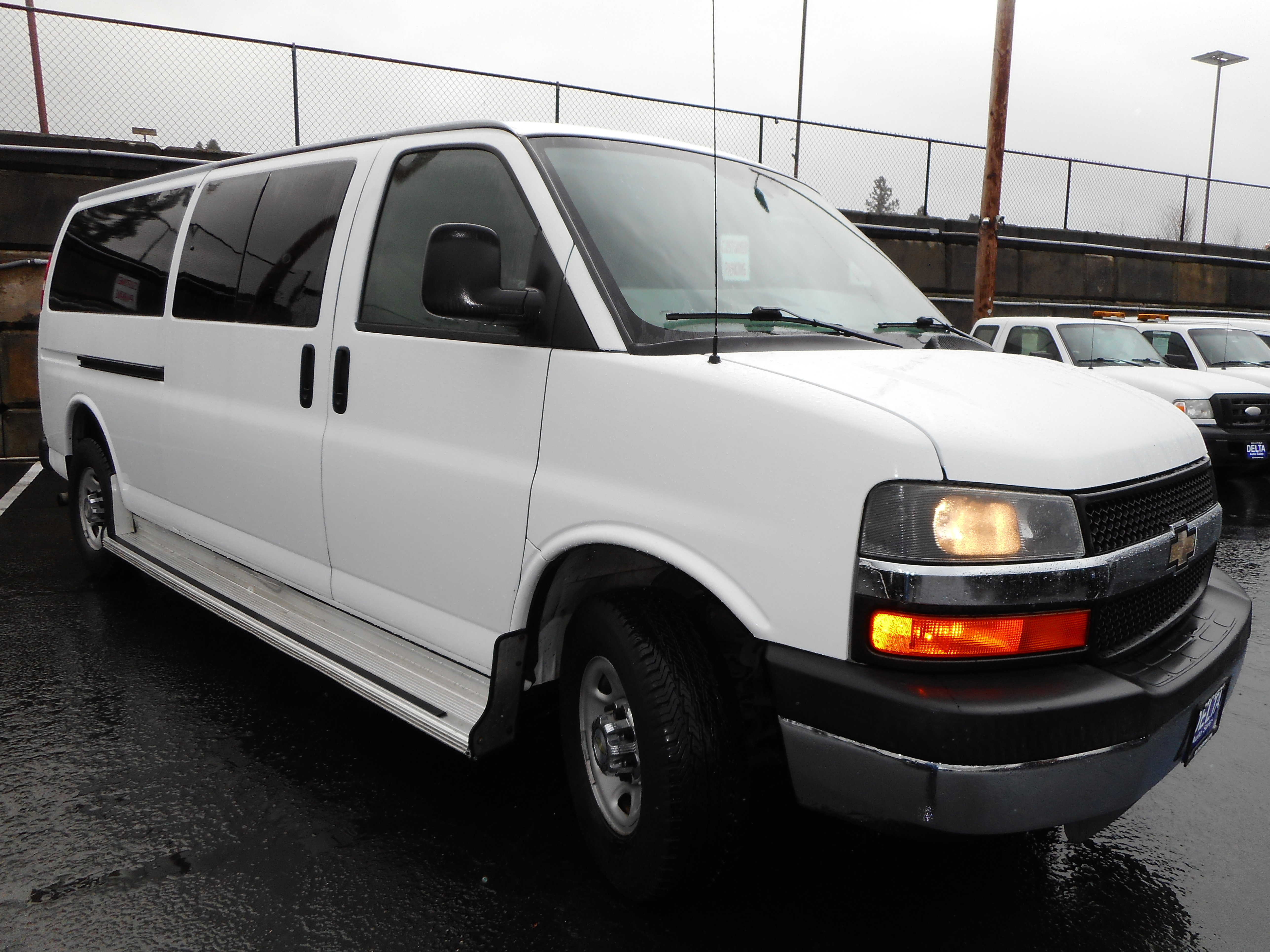 Used 2008 Chevrolet Express 3500 Extended Passenger w/ LT Preferred Equipment Group