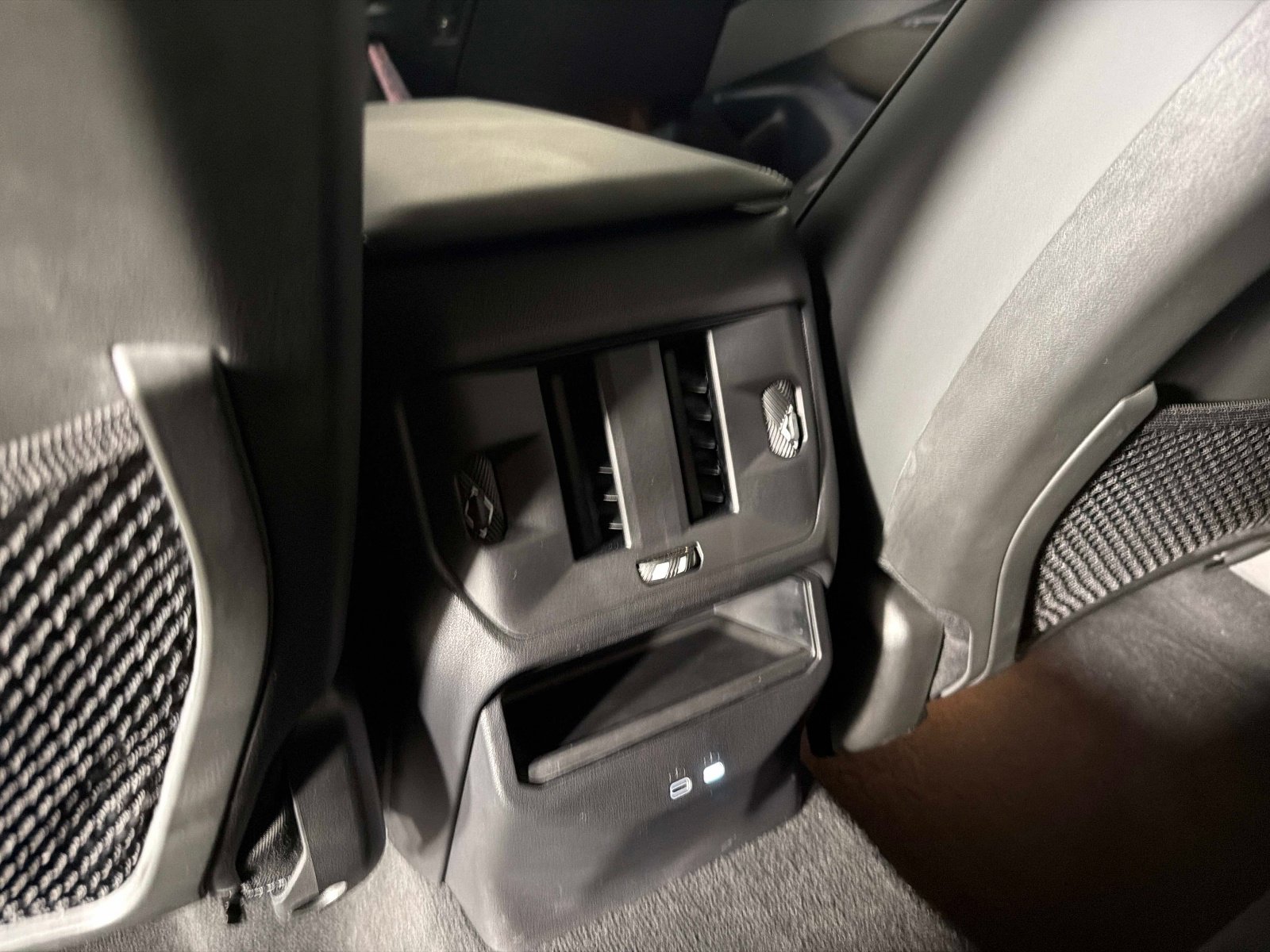 Used 2025 BMW X3 xDrive30i w/ Convenience Package image 34