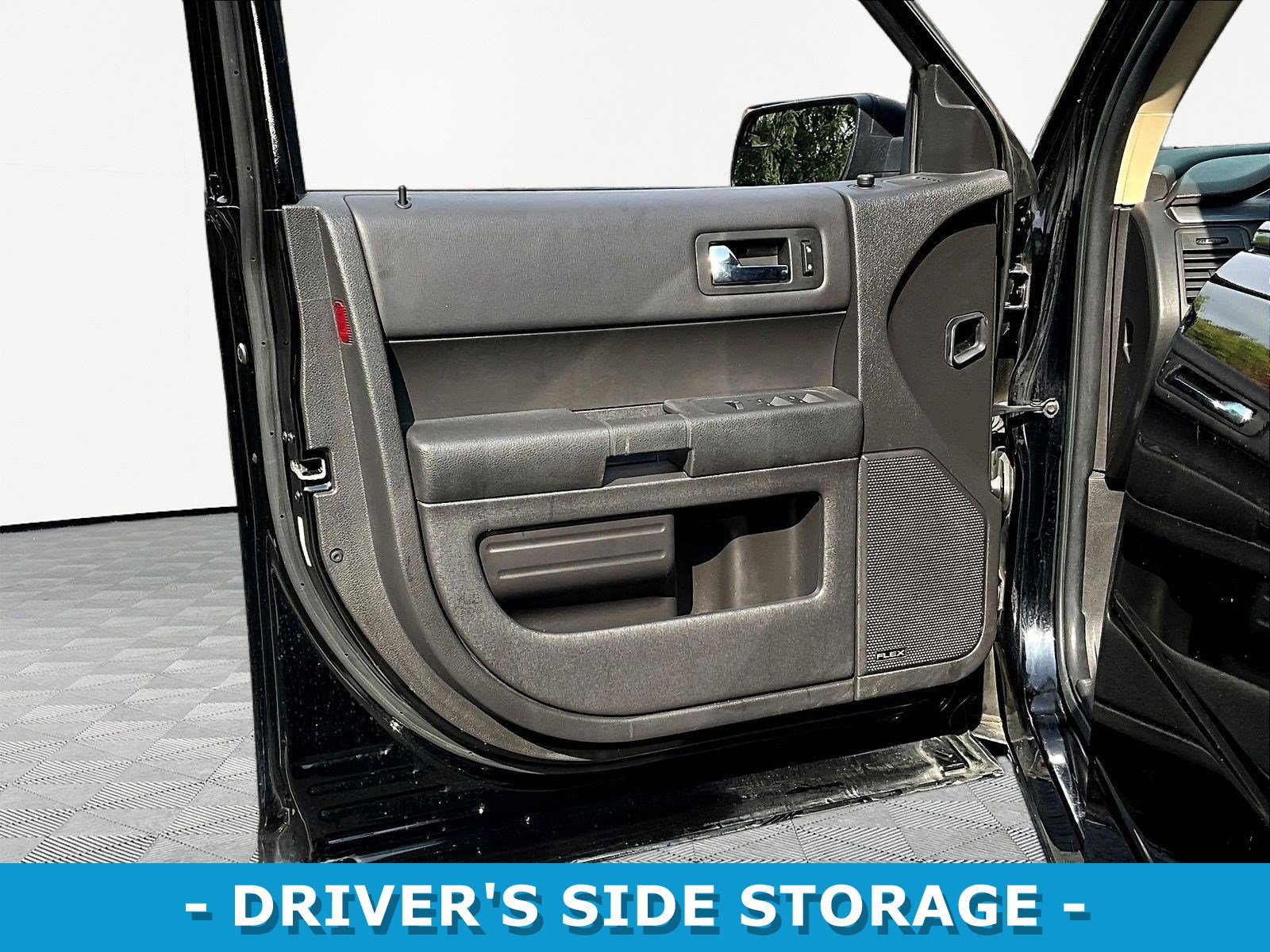 Used 2018 Ford Flex SE FWD image 20