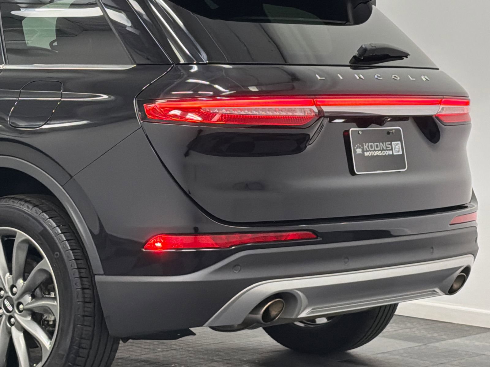 Used 2022 Lincoln Corsair AWD w/ Premium Package image 7