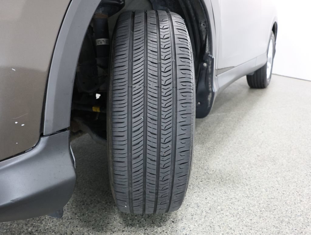 Used 2016 Honda CR-V EX image 4