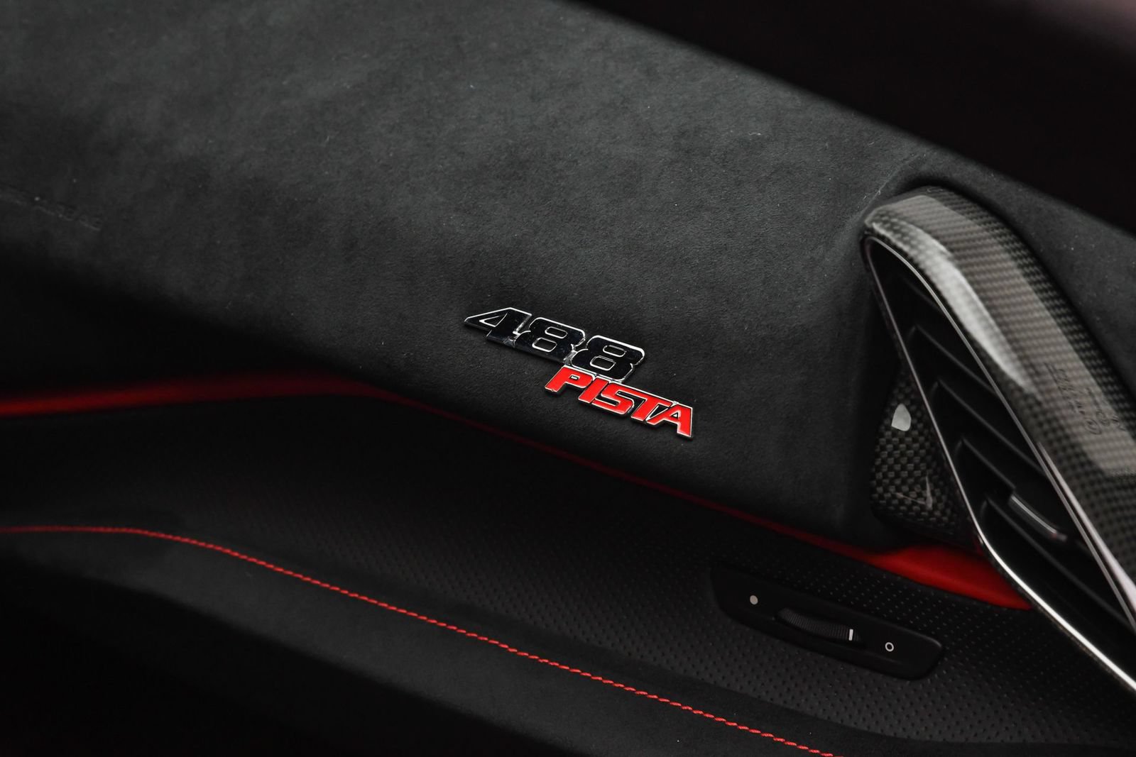 Used 2020 Ferrari 488 Pista Coupe RWD image 38