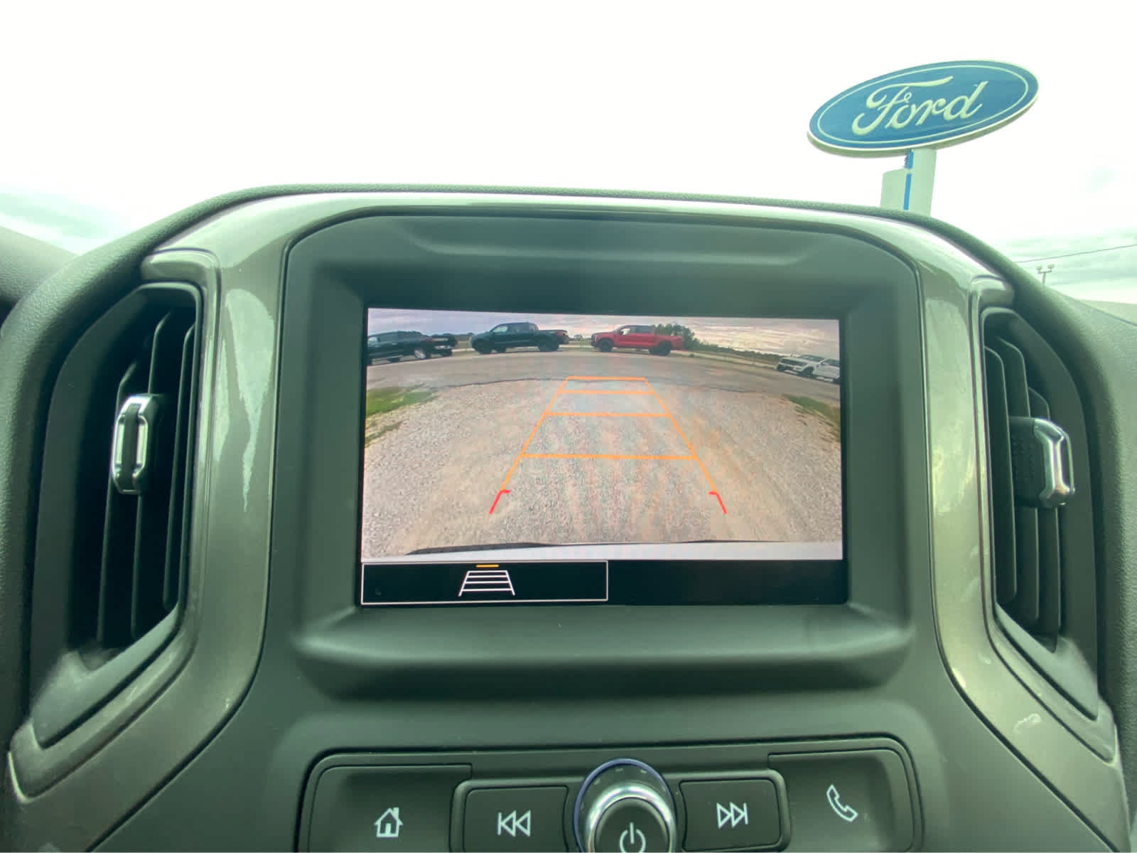 Used 2025 Chevrolet Silverado 1500 W/T RWD image 27