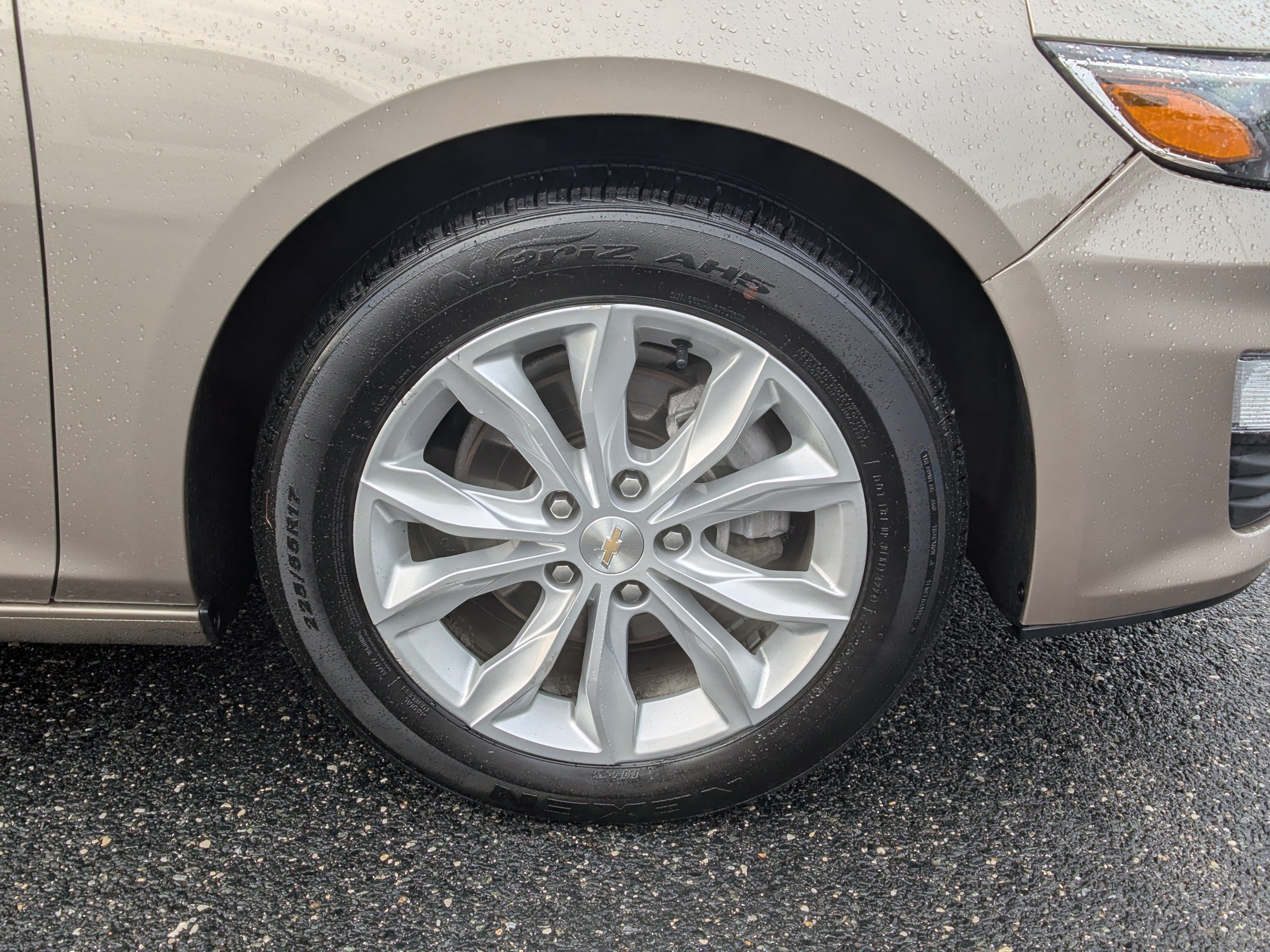 Used 2024 Chevrolet Malibu LT FWD image 11