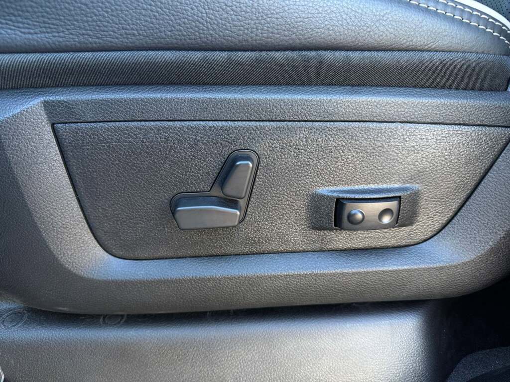 New 2026 RAM 2500 Rebel w/ Rebel Level 2 Equipment Group image 25