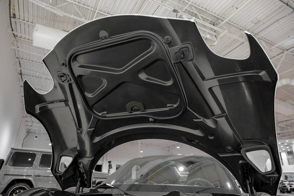 Used 2015 Porsche 918 Spyder image 55