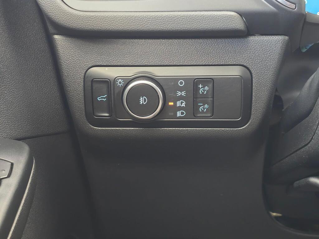 Used 2024 Ford Escape Platinum AWD/4WD image 25