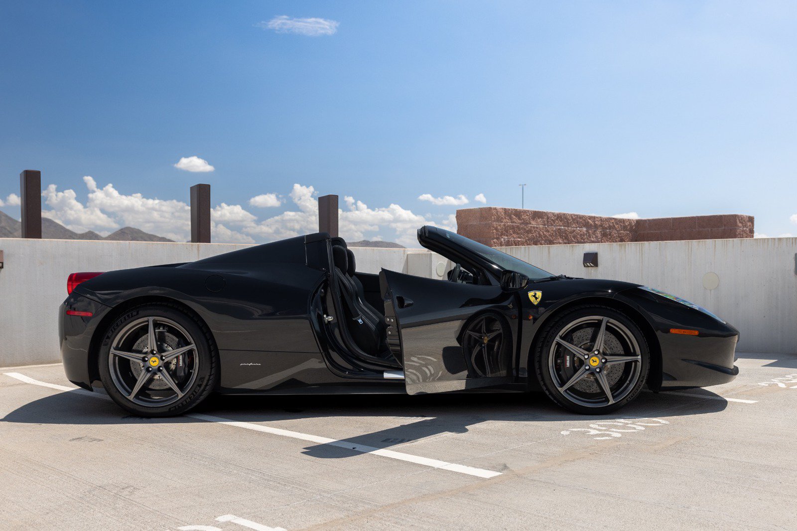 Used 2012 Ferrari 458 Spider RWD image 28