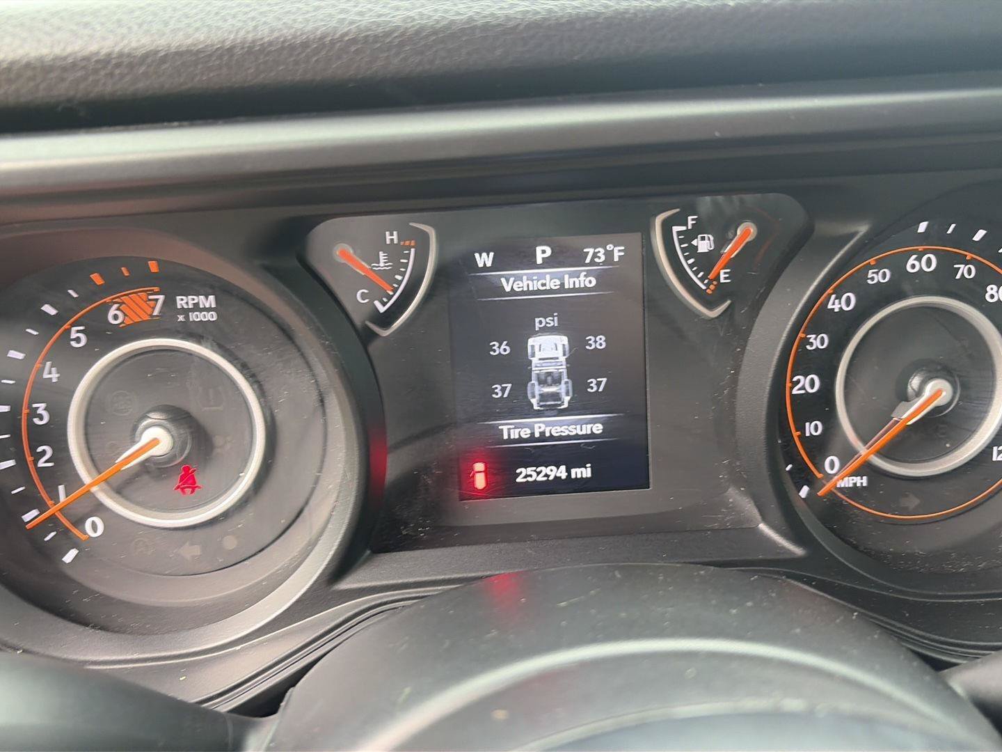 Used 2025 Jeep Wrangler Unlimited Sport AWD/4WD image 12