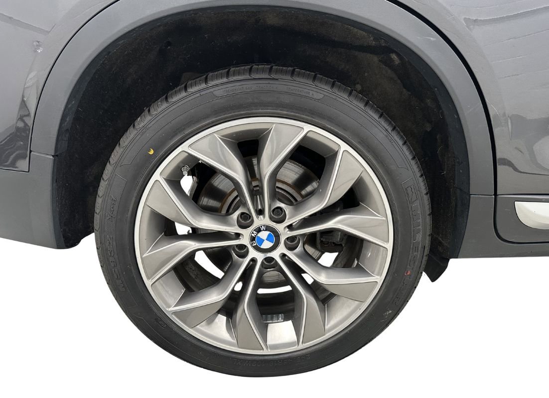 Used 2017 BMW X4 xDrive28i AWD/4WD image 9
