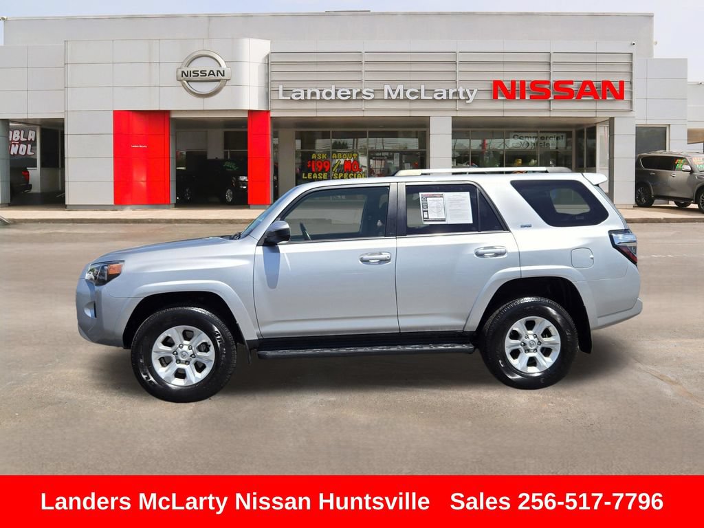 Used 2024 Toyota 4Runner SR5 AWD/4WD image 8
