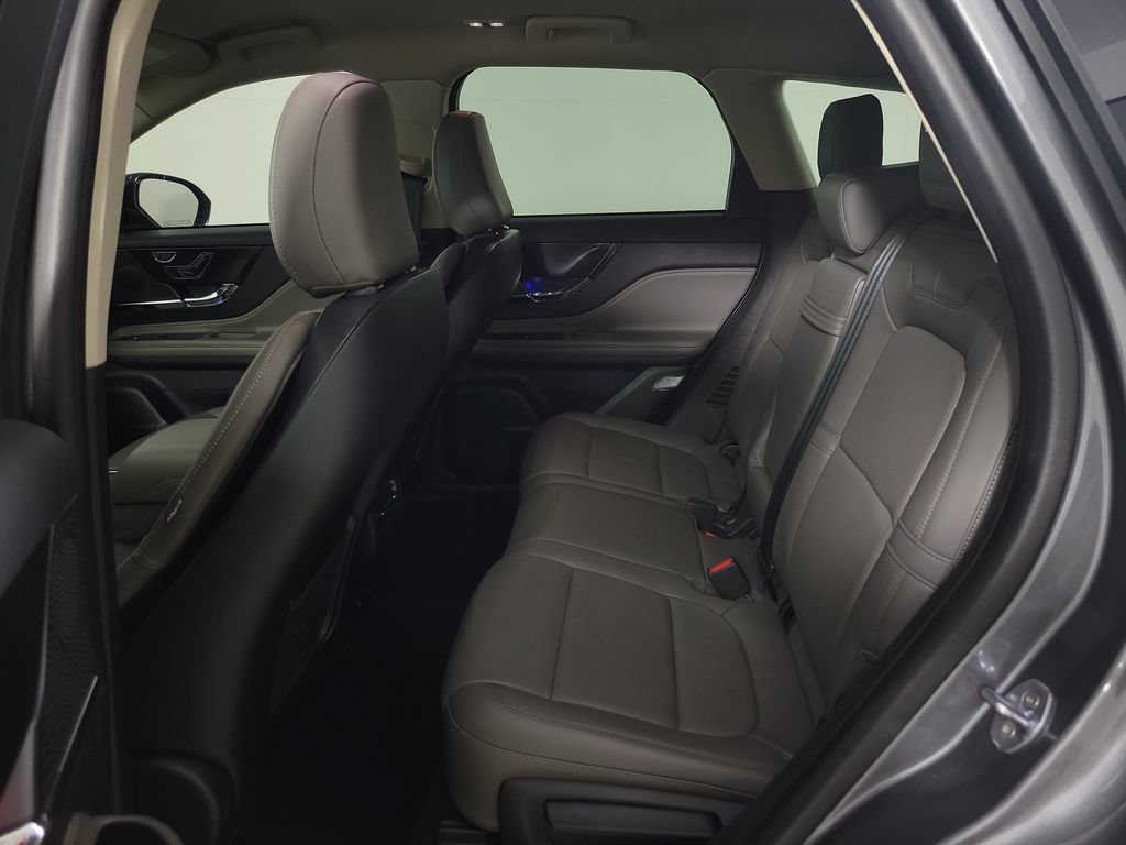Certified 2023 Lincoln Corsair Reserve FWD image 13