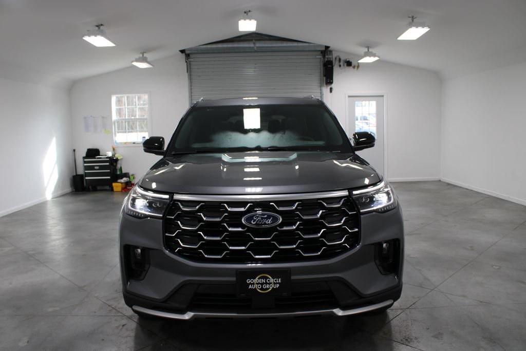 New 2026 Ford Explorer Platinum RWD image 2