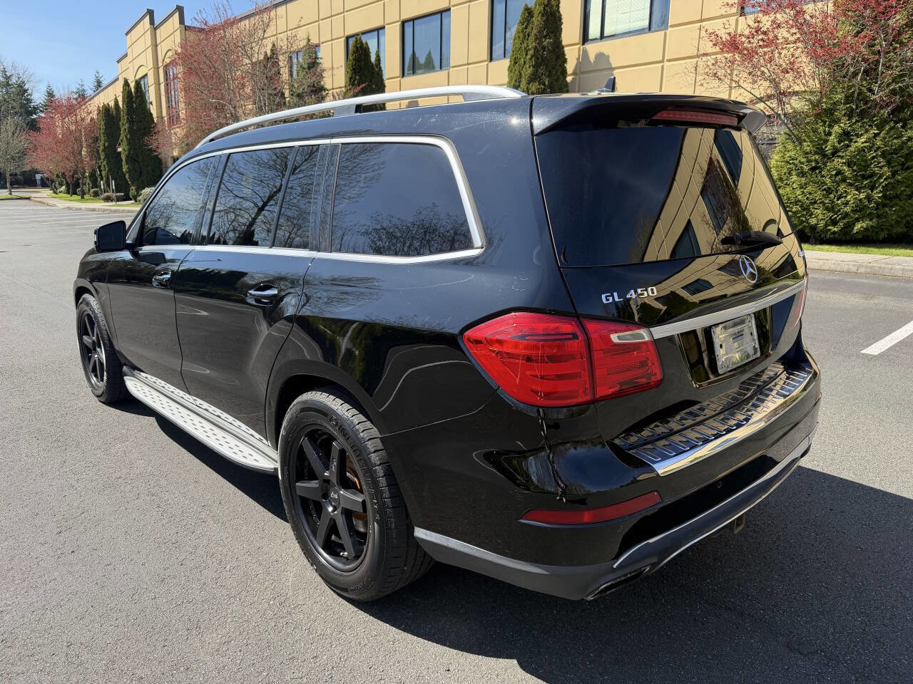 Used 2013 Mercedes-Benz GL 450 4MATIC image 11