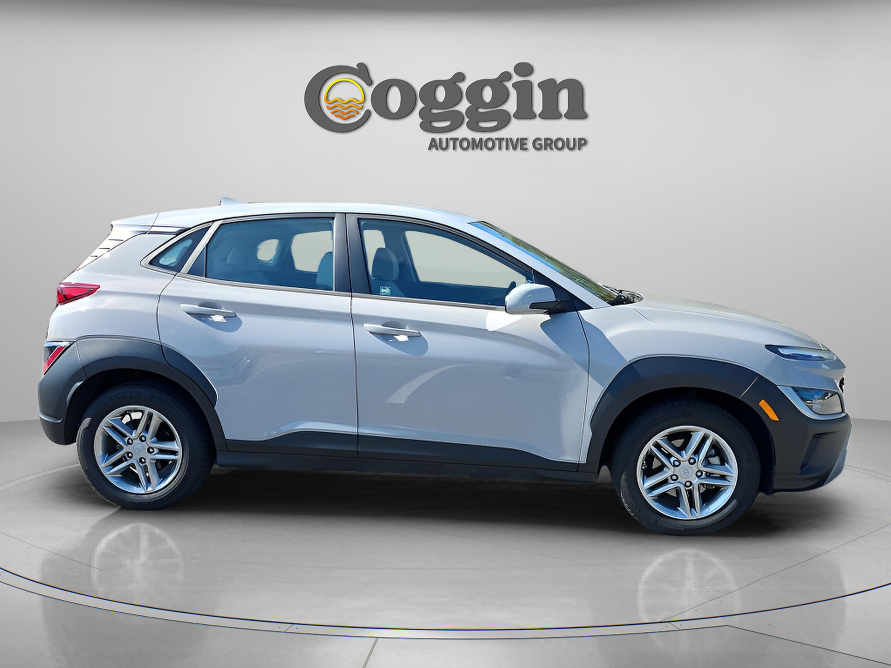 Used 2022 Hyundai Kona SE image 7
