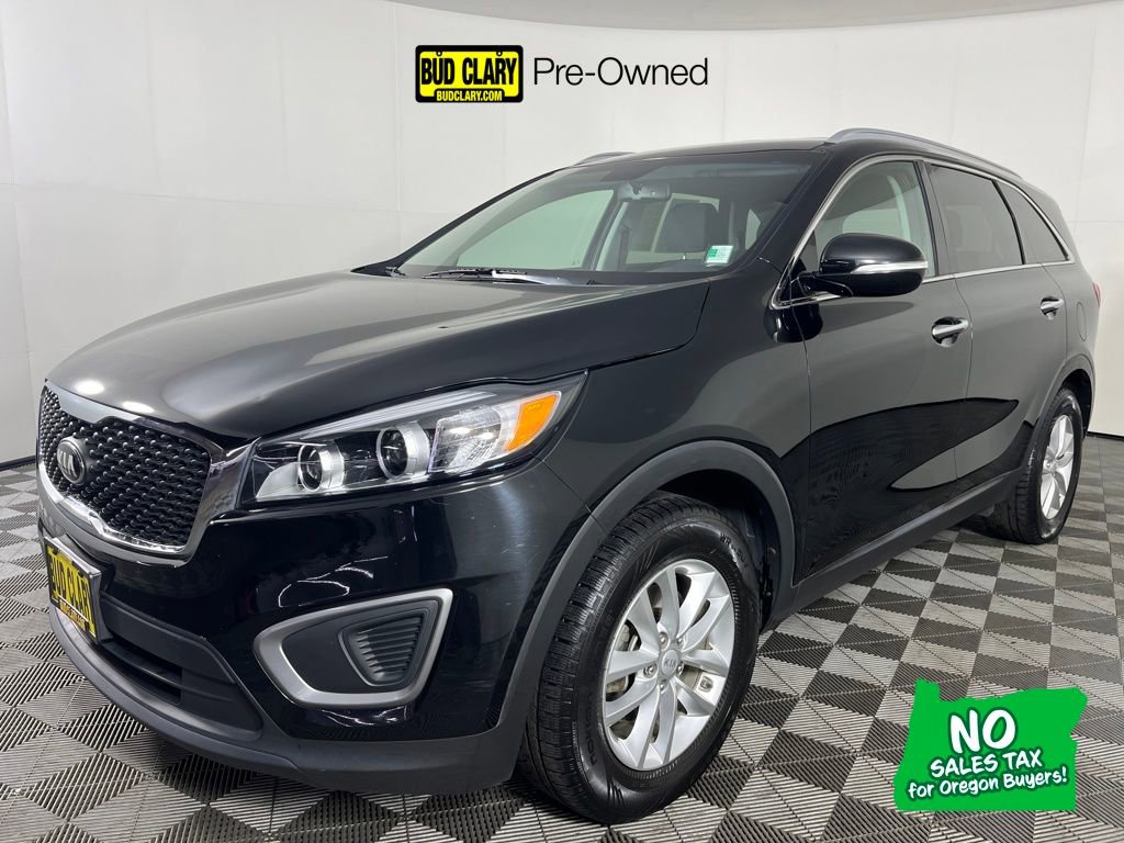 Used 2016 Kia Sorento LX w/ LX Convenience Package