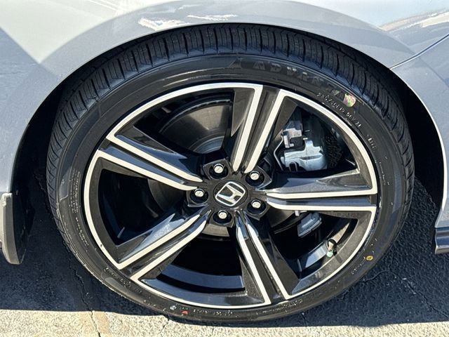 Used 2023 Honda Accord Sport image 4