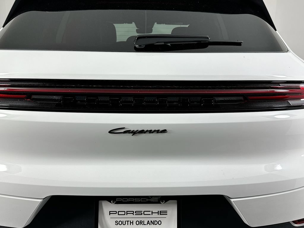 New 2026 Porsche Cayenne AWD/4WD image 34
