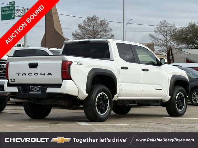 Used 2024 Toyota Tacoma TRD Off-Road AWD/4WD image 6