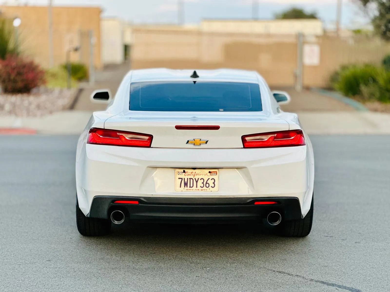 Used 2016 Chevrolet Camaro LT RWD image 6