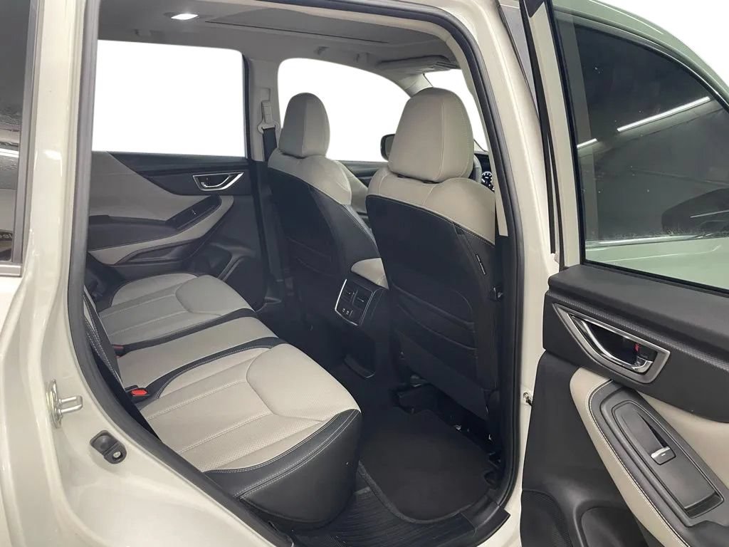 Used 2023 Subaru Forester Limited AWD/4WD image 31