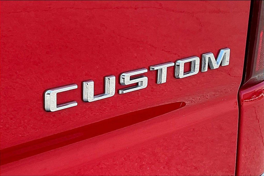 Used 2024 Chevrolet Silverado 1500 Custom Trail Boss AWD/4WD image 27